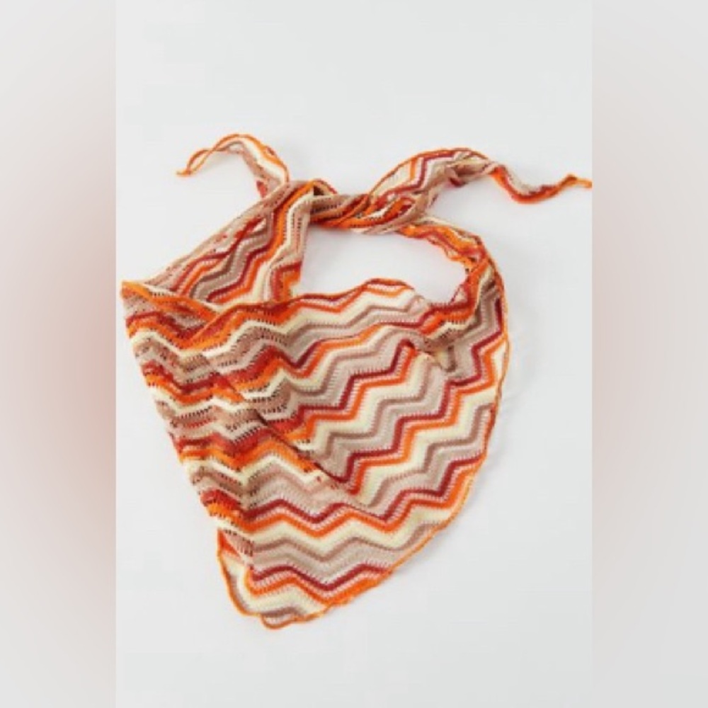 Knit Triangle Headscarf